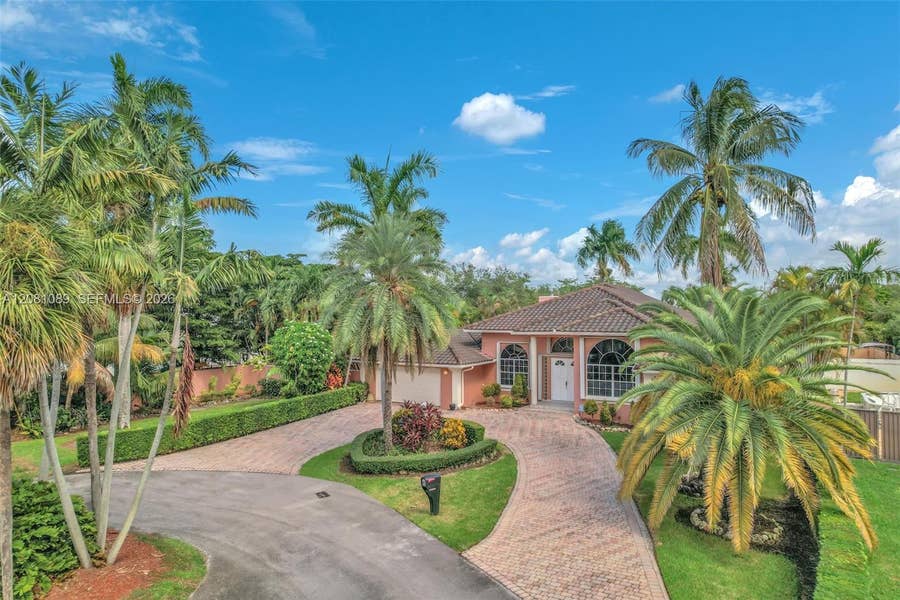 Property photo for 10485 NW 132nd Street, Hialeah Gardens, FL