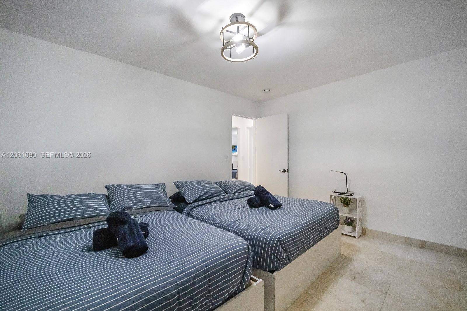 2286 NE 215th Street, Miami, FL 33180 Photo 19