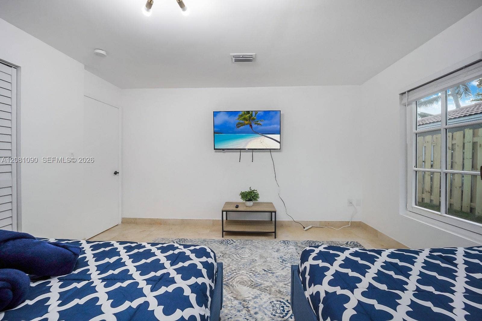 2286 NE 215th Street, Miami, FL 33180 Photo 10