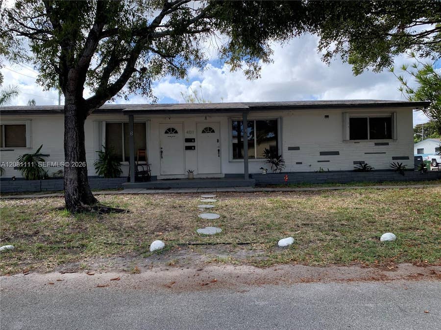Property photo for 401 SW 8th Street, #A, Hallandale Beach, FL