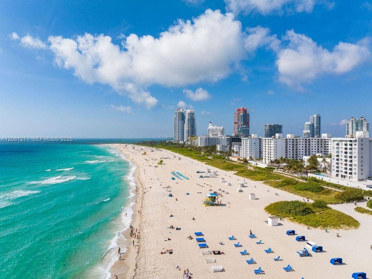 Rent includes Savoy Beach Club access for tenants only.