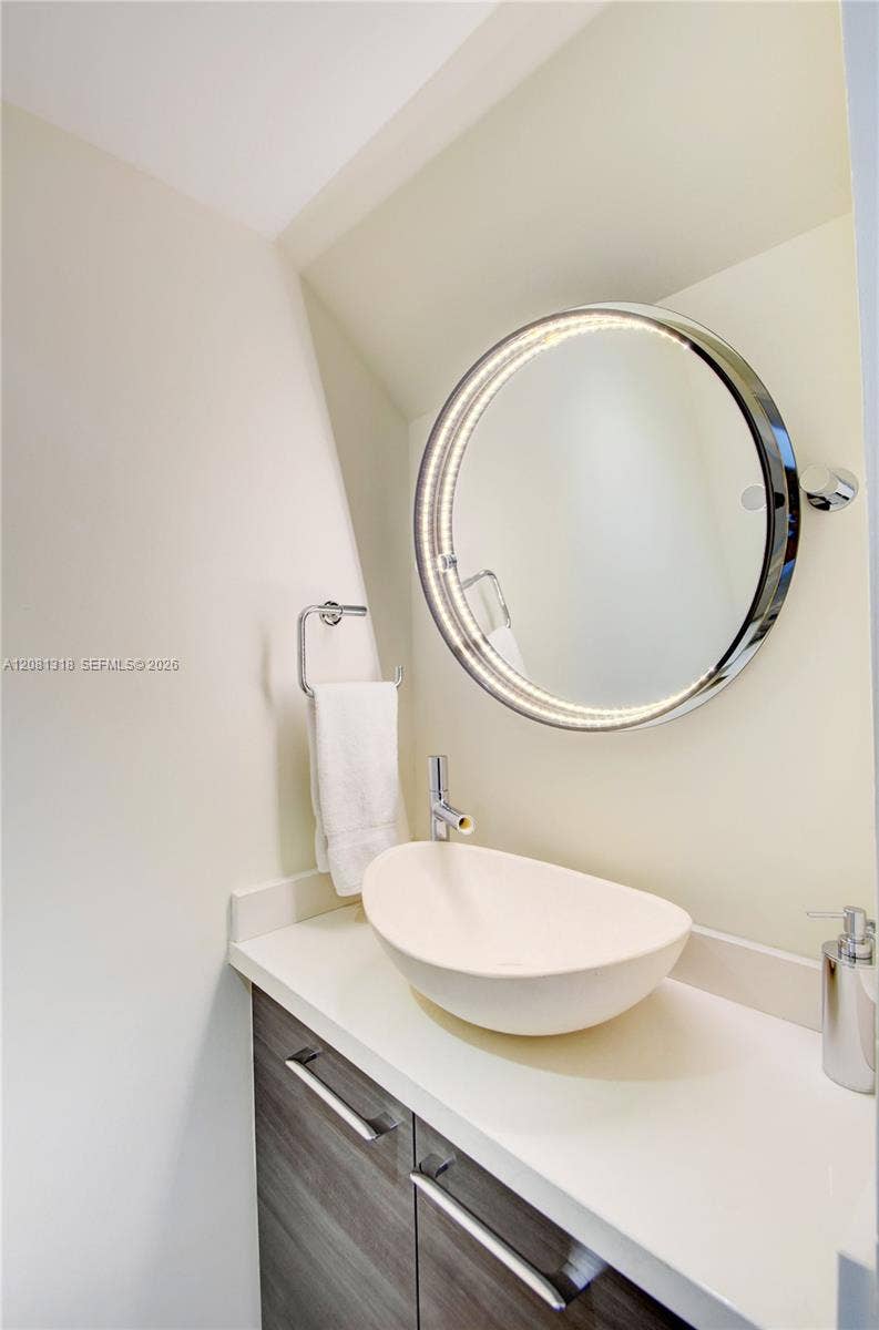 5445 Collins Avenue, #P2, Miami Beach, FL 33140 Photo 28