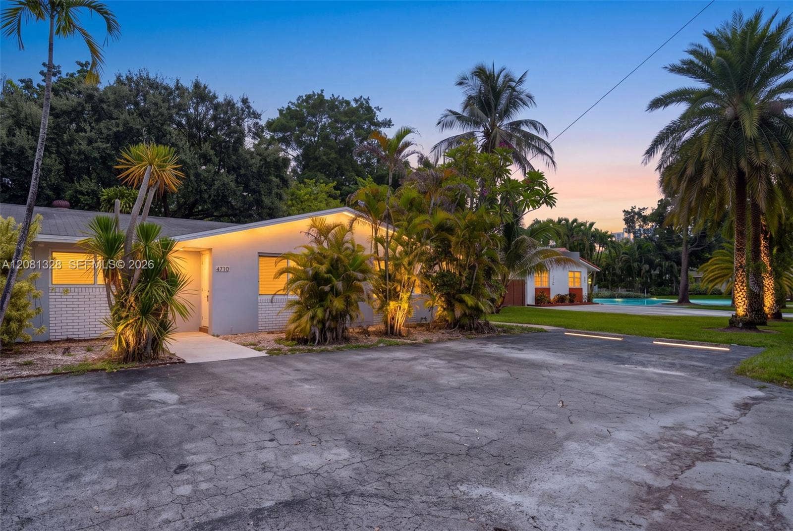 4750 SW 66th Terrace, #4750, Davie, Davie, FL 33314 Photo 2