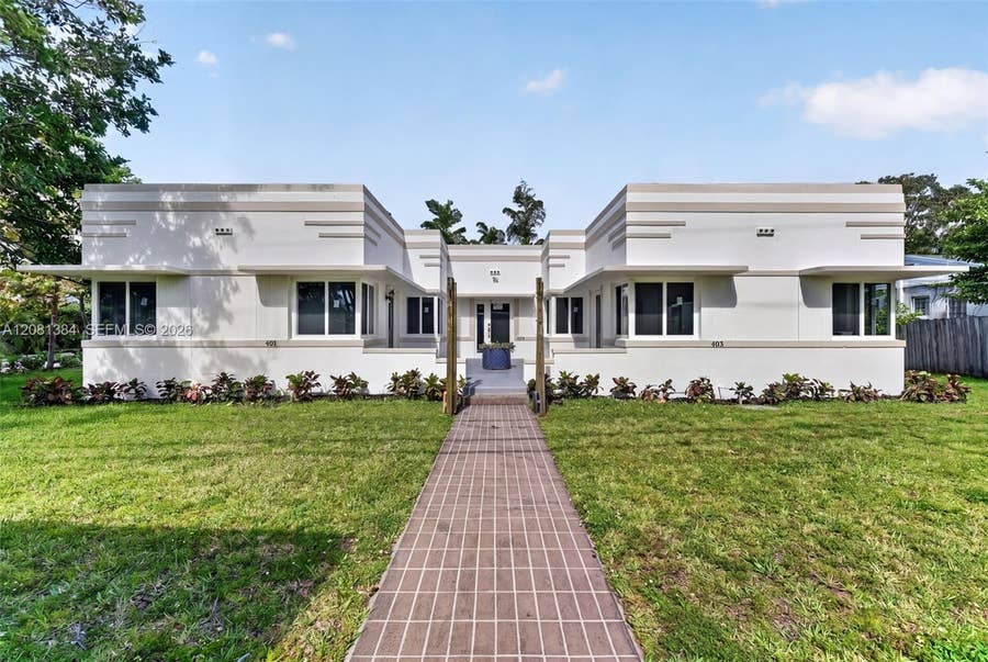 Property photo for 401 NE 14th Avenue, Fort Lauderdale, FL