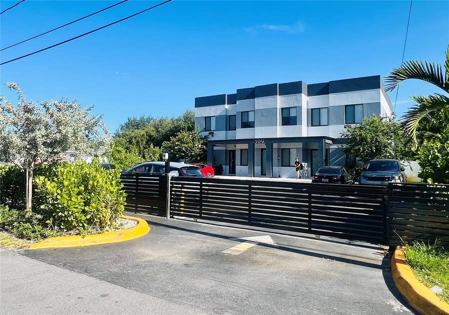 Property photo for 309 NW 7th Court, #1, Hallandale Beach, FL