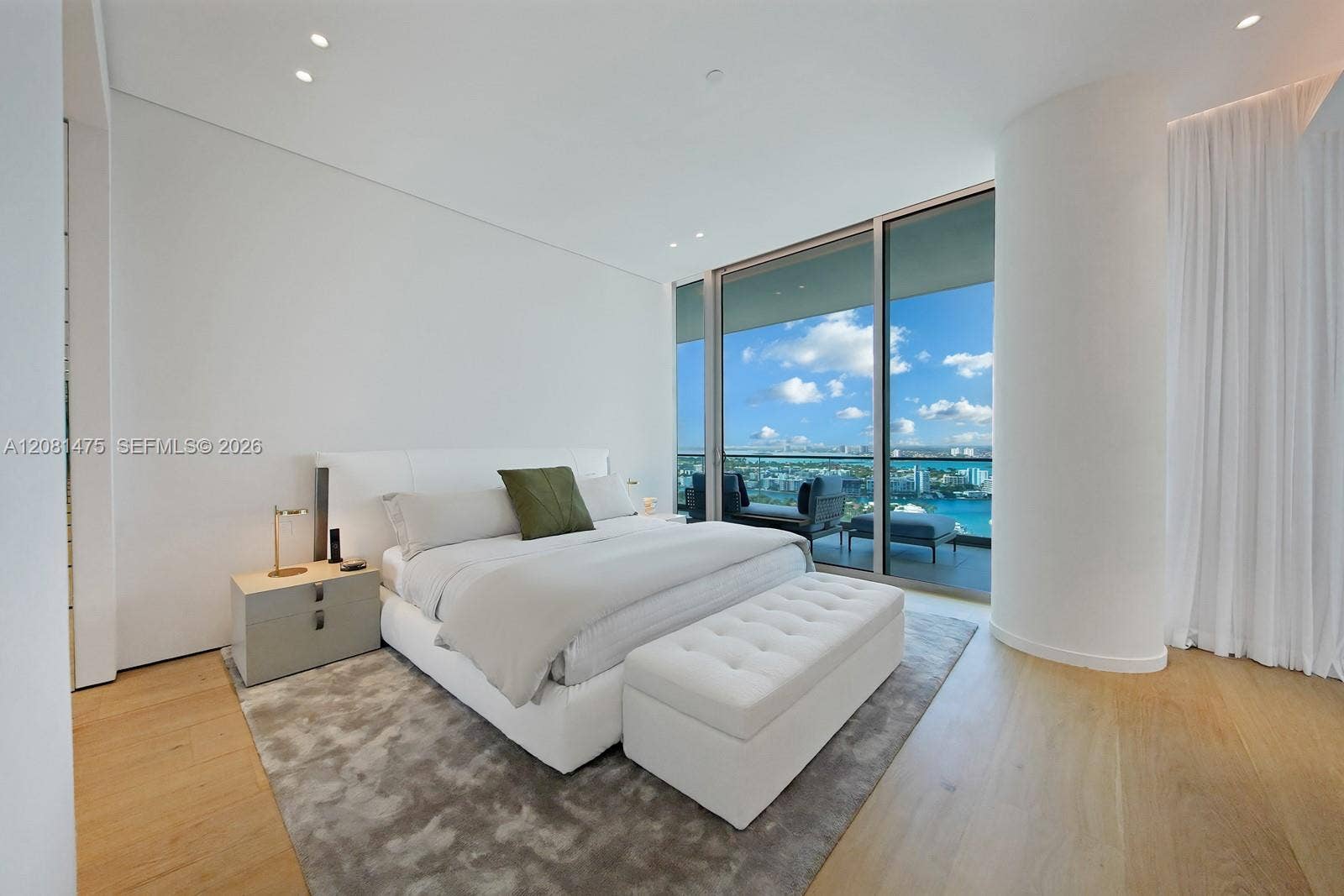10203 Collins Avenue, #LPH 2701, Bal Harbour, FL 33154 Photo 24