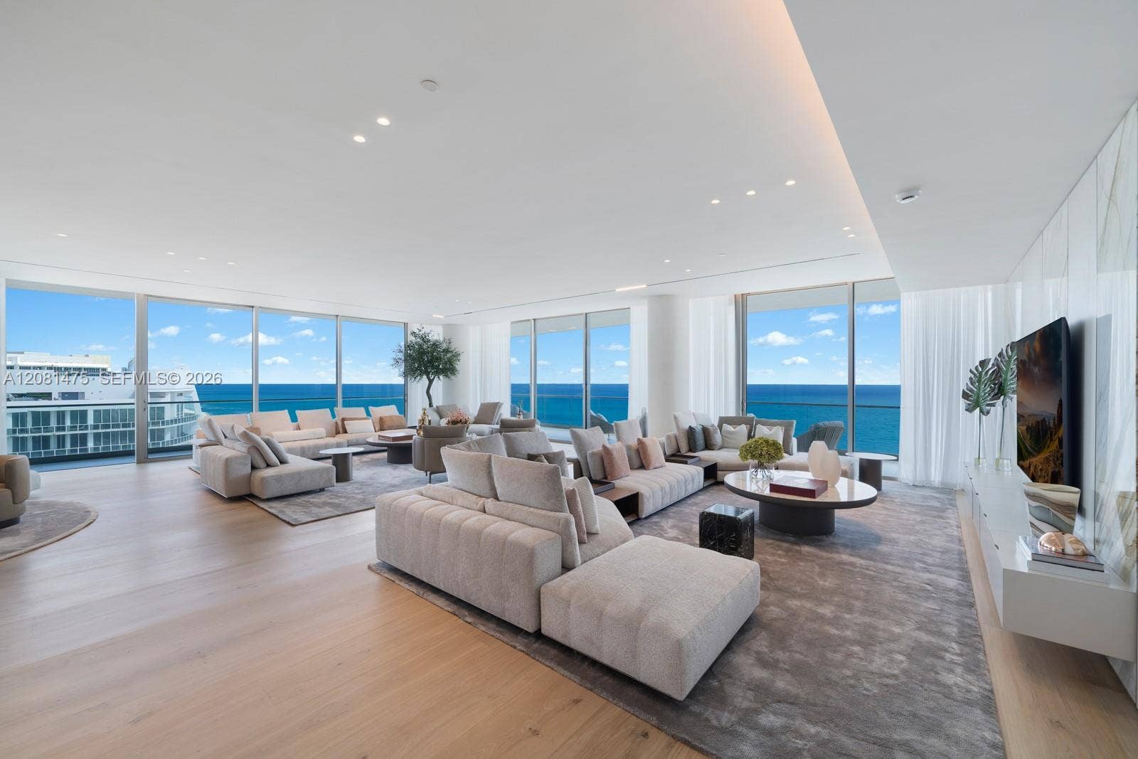10203 Collins Avenue, #LPH 2701, Bal Harbour, FL 33154 Photo 28