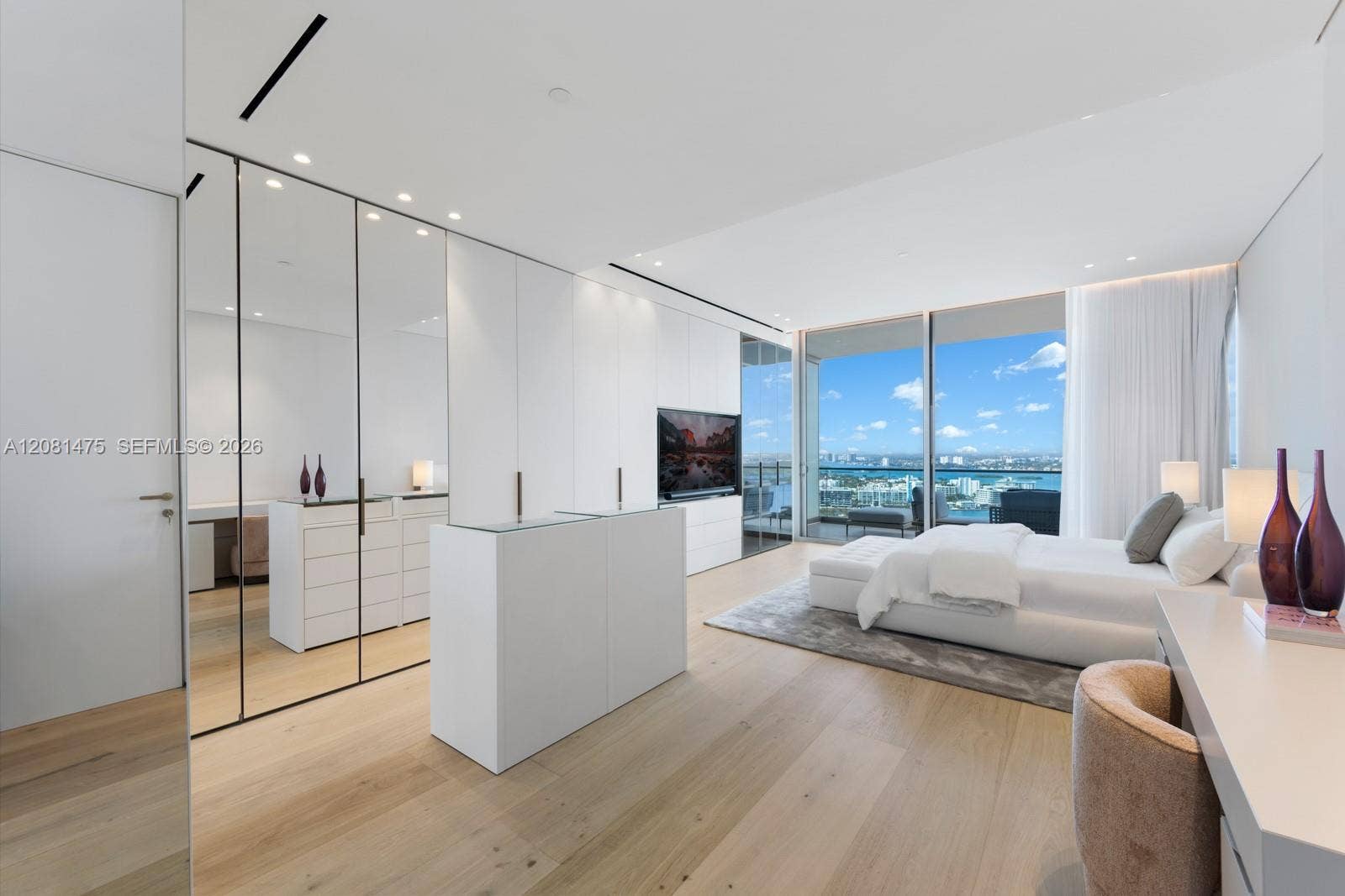 10203 Collins Avenue, #LPH 2701, Bal Harbour, FL 33154 Photo 16