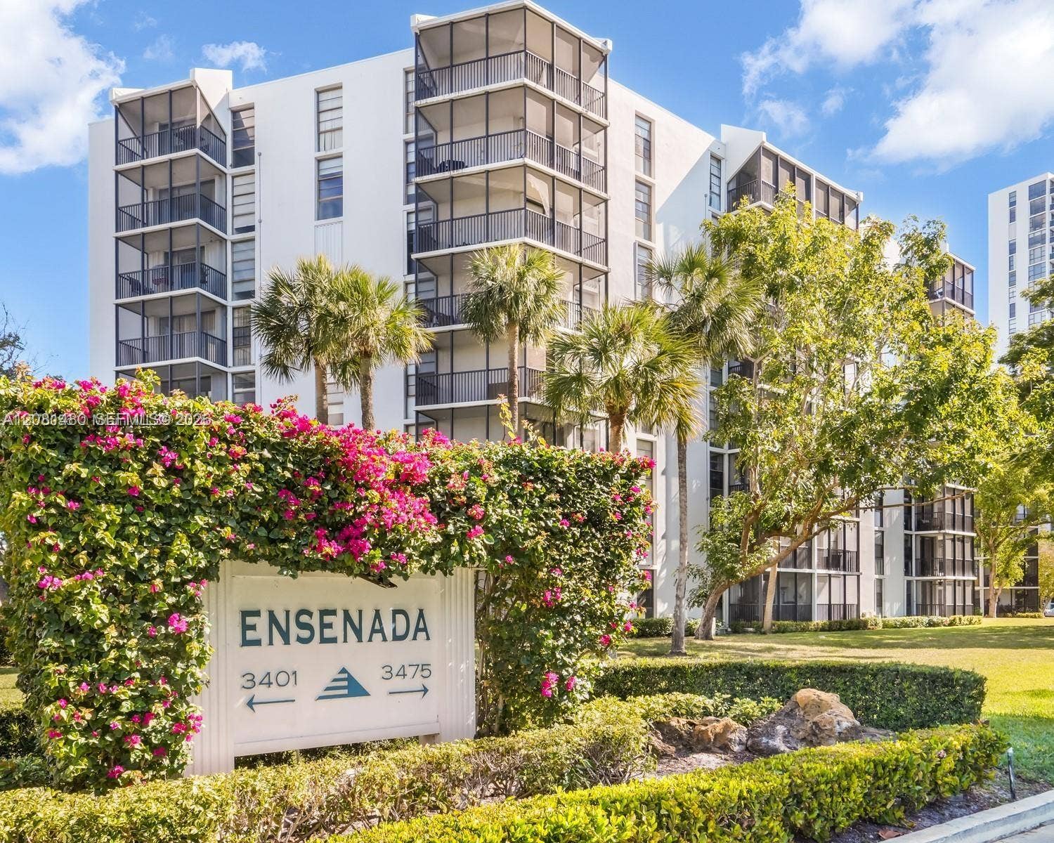 3475 N Country Club Drive, #615, Aventura, FL 33180 Photo 2