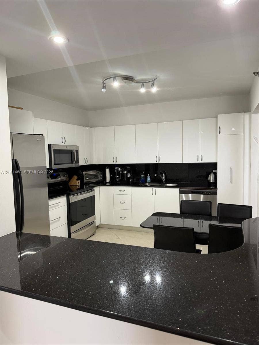 8877 Collins Avenue, #708, Surfside, Surfside, FL 33154 Photo 15