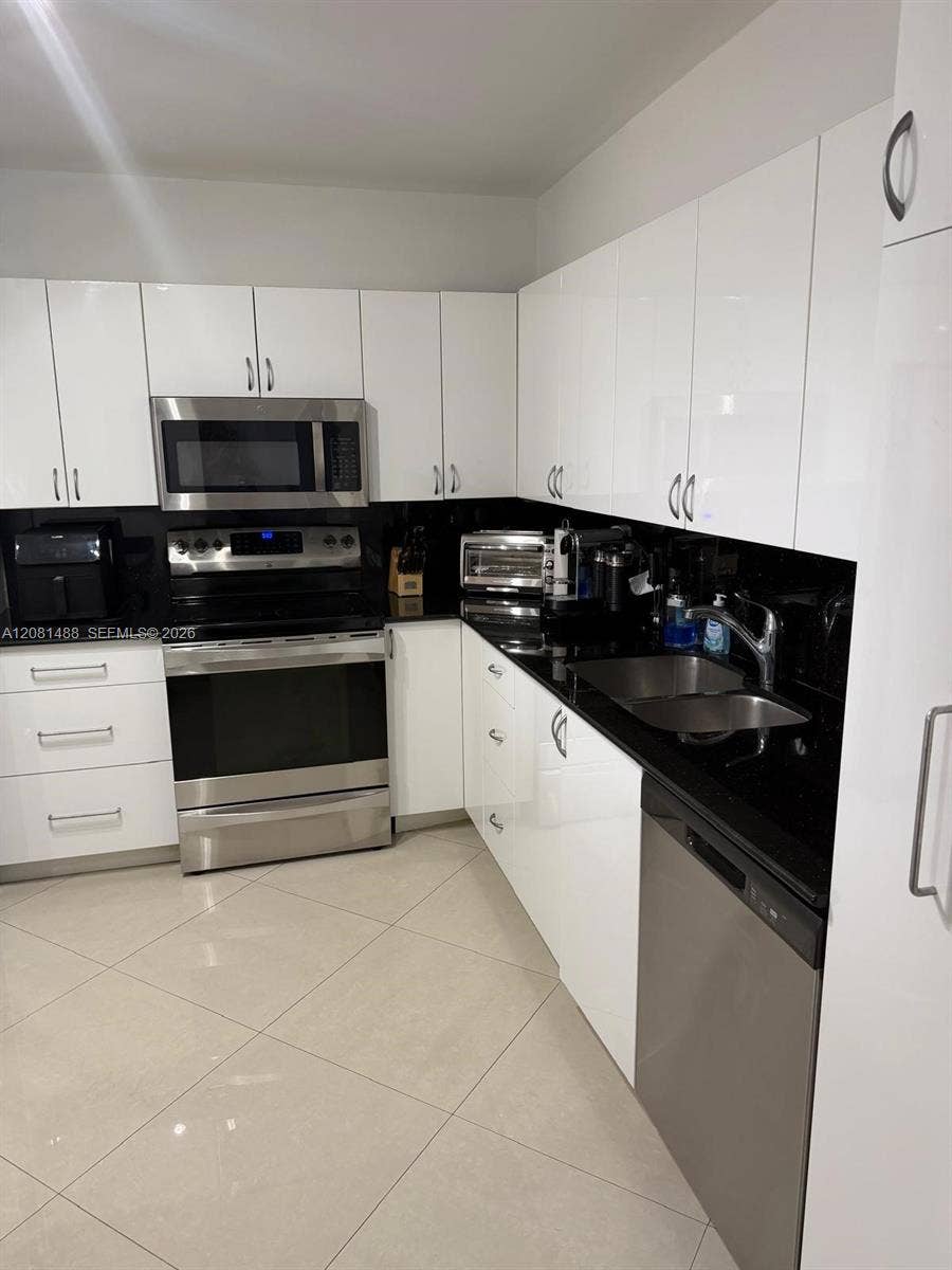 8877 Collins Avenue, #708, Surfside, Surfside, FL 33154 Photo 14