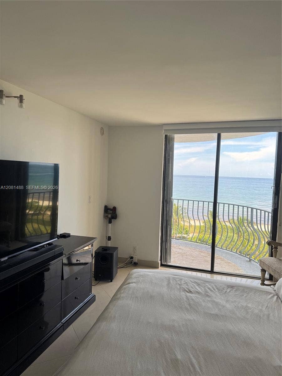 8877 Collins Avenue, #708, Surfside, Surfside, FL 33154 MASTER BEDROOM