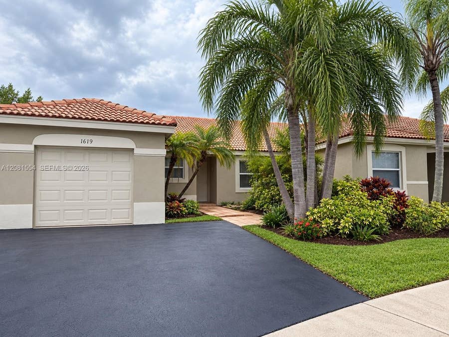 Property photo for 1619 Orion Lane, Weston, FL