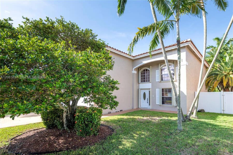 Property photo for 19144 NW 13th Street, Pembroke Pines, FL