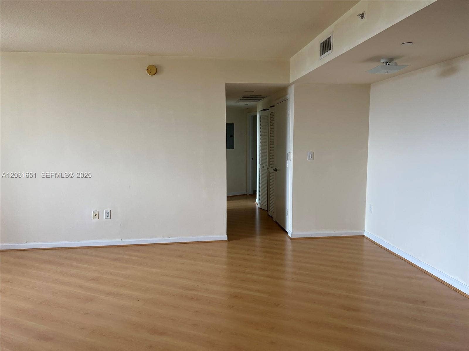 19501 W Country Club Drive, #611, Aventura, FL 33180 Photo 4