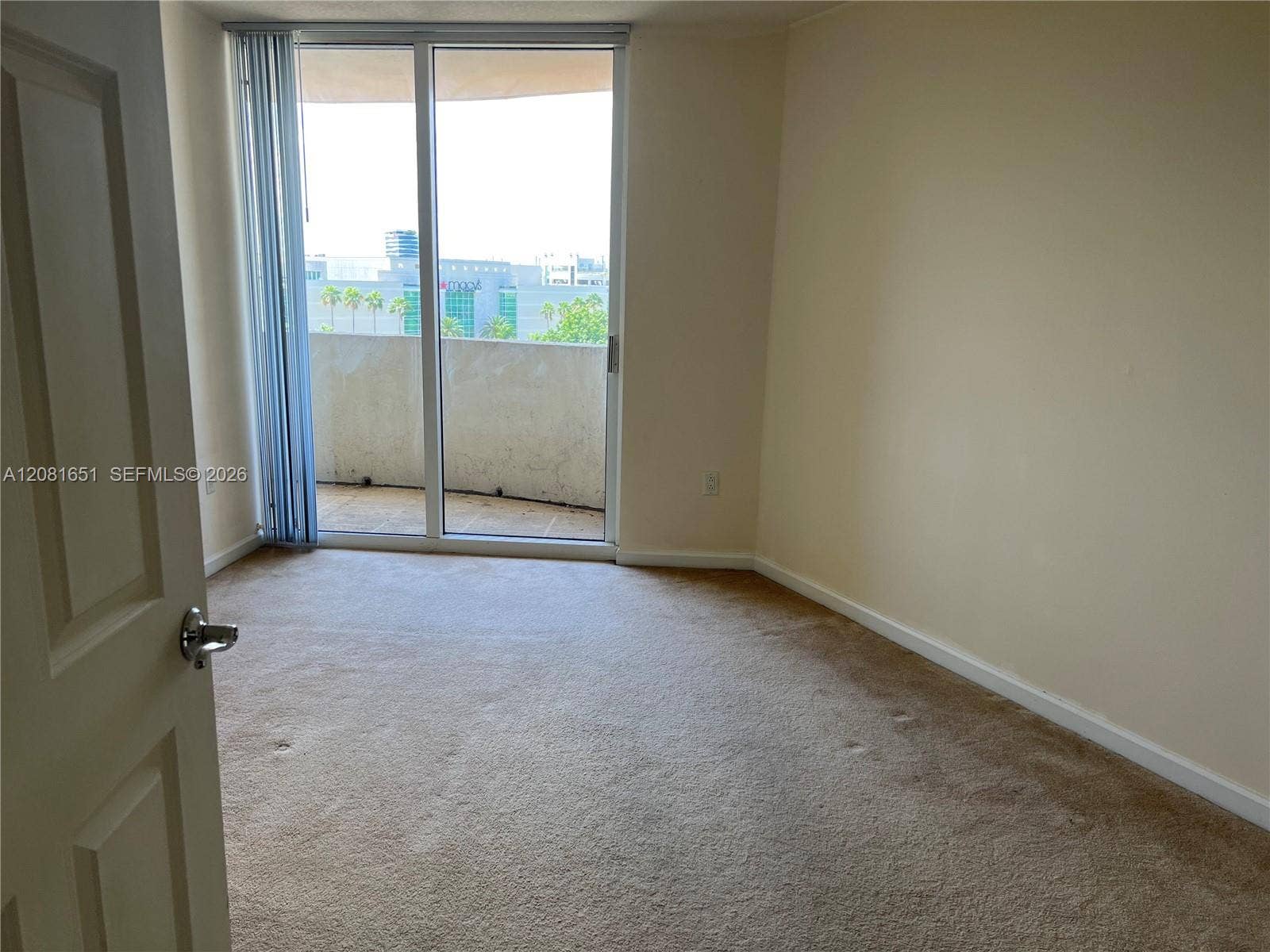 19501 W Country Club Drive, #611, Aventura, FL 33180 Photo 8