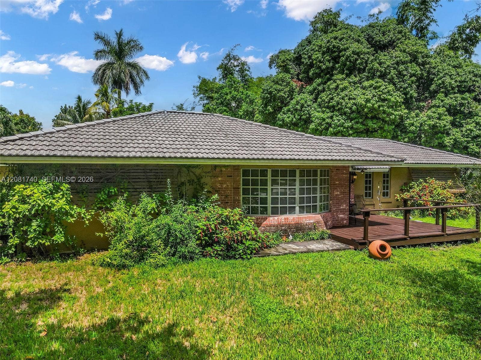 6105 SW 55th Court, Davie, FL 33314 Photo 6