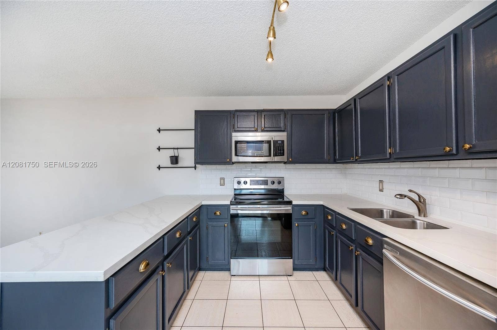 2536 Camelot Court, #2536, Cooper City, Cooper City, FL 33026 Photo 6