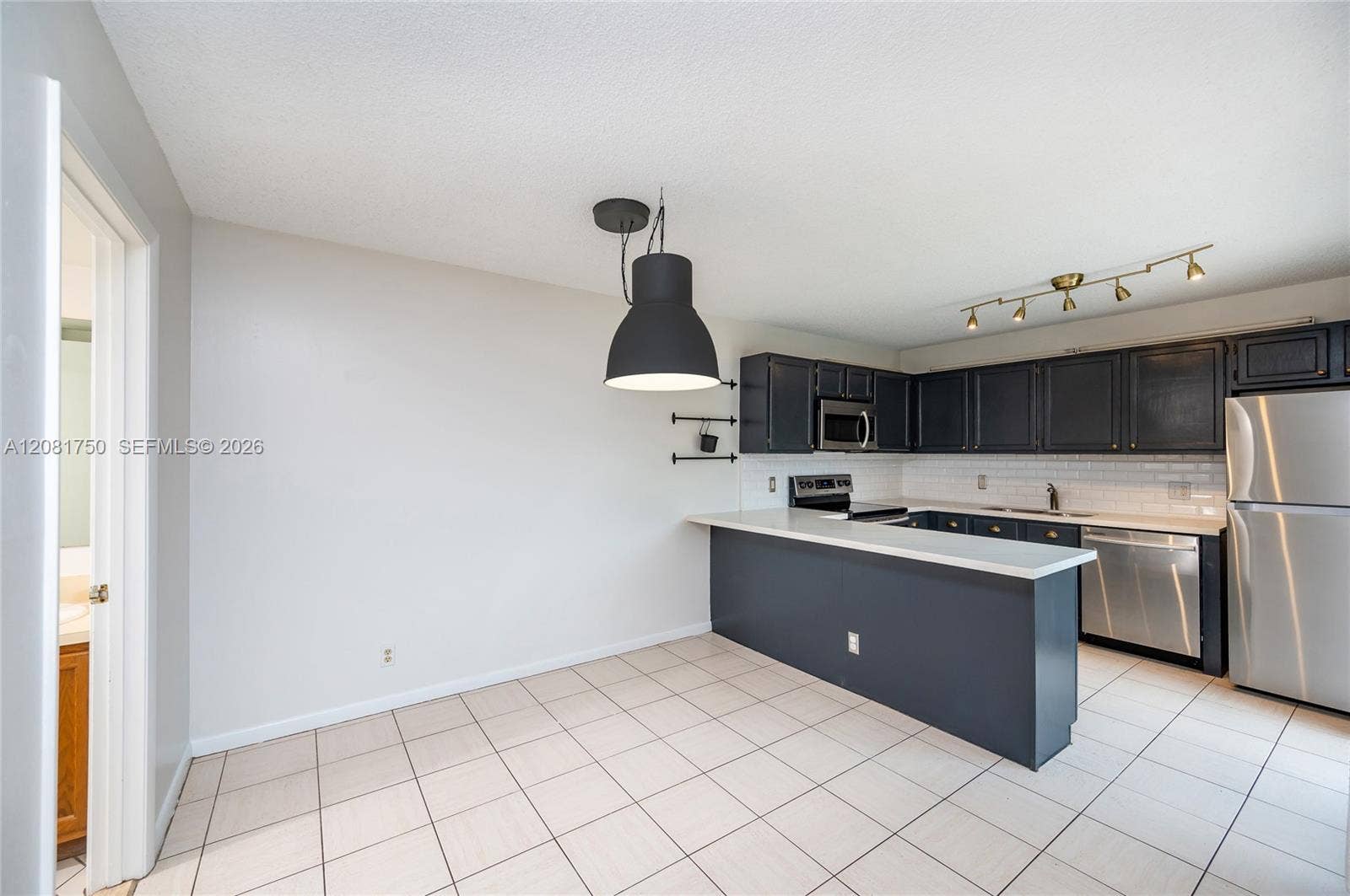 2536 Camelot Court, #2536, Cooper City, Cooper City, FL 33026 Photo 7