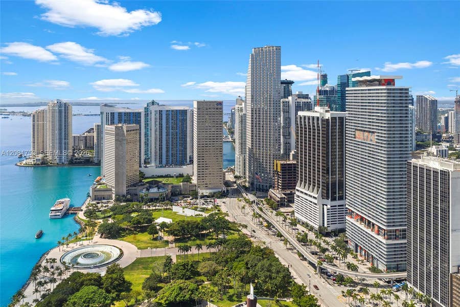 Property photo for 50 Biscayne Boulevard, #3211, Miami, FL