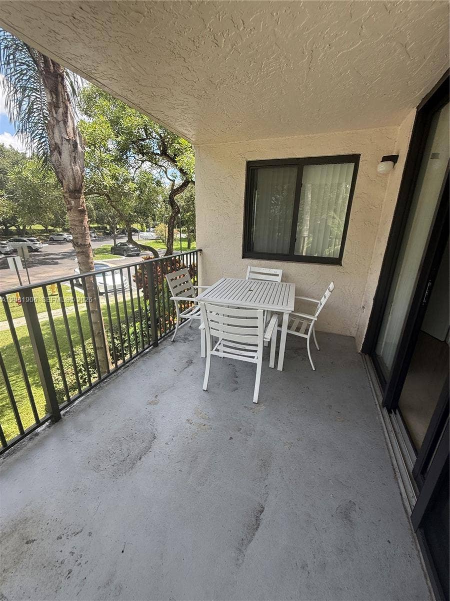 10131 W Sunrise Boulevard, #204, Plantation, Plantation, FL 33322 Photo 8