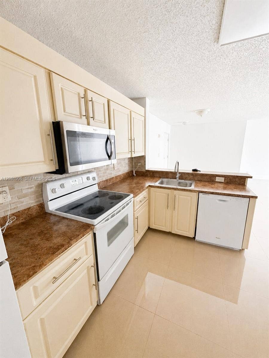 Property photo for 10131 W Sunrise Boulevard, #204, Plantation, FL