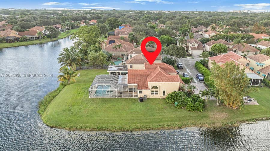 Property photo for 2873 Oak Park Circle, Davie, FL