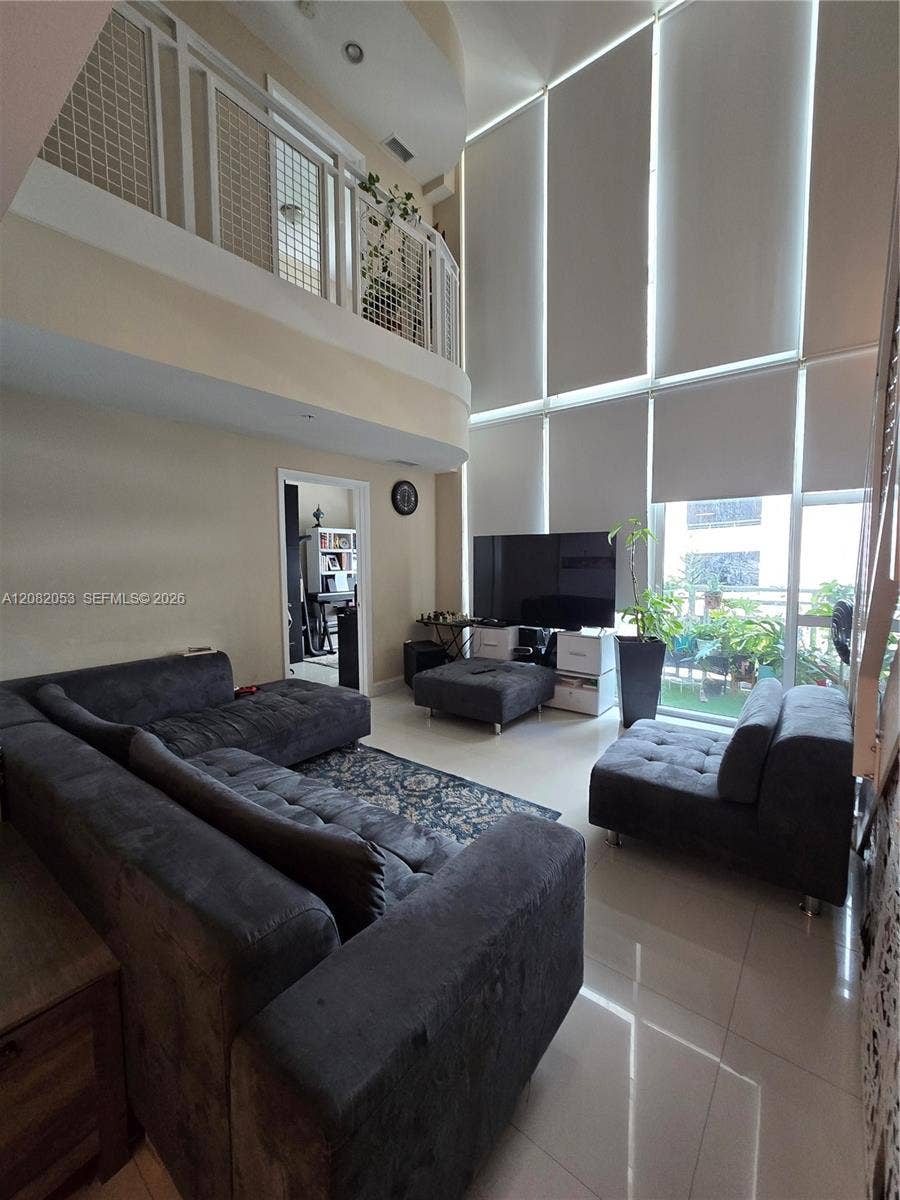 Property photo for 244 Biscayne Boulevard, #652, Miami, FL