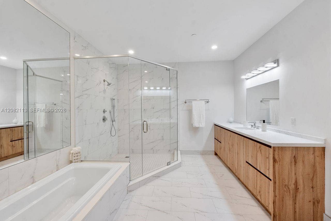 20 Isle Of Venice Drive, #302, Fort Lauderdale, FL 33301 Photo 19