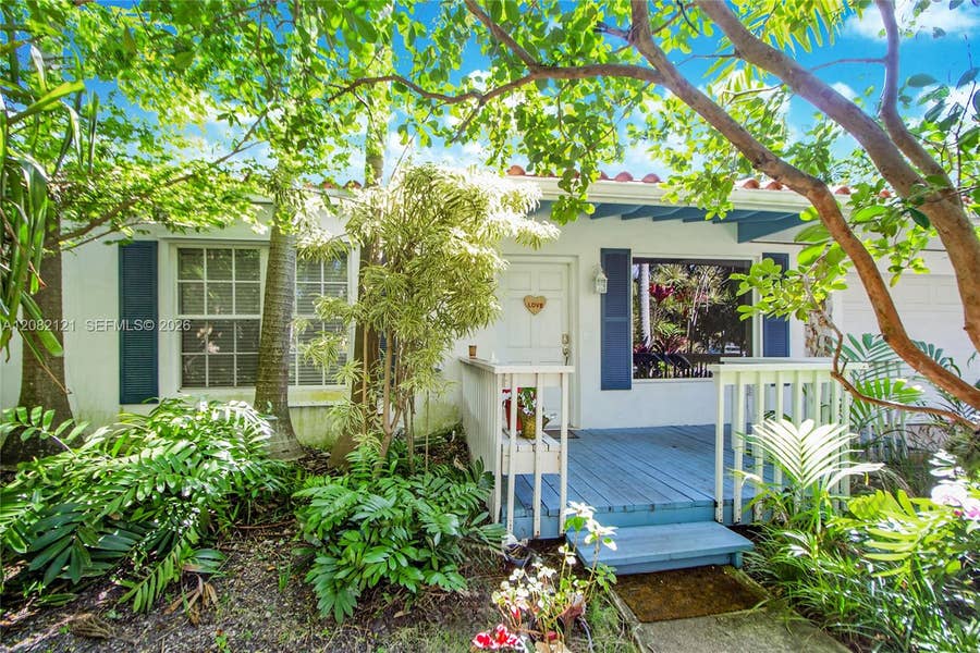 Property photo for 119 Harbor Drive, Key Biscayne, FL