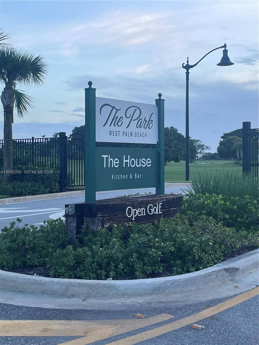 Property photo for West Palm Beach, FL