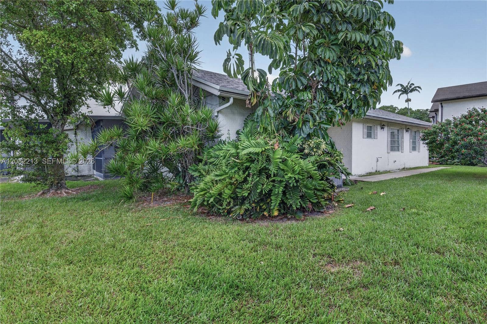 2230 Nova Village Drive, Davie, FL 33317 Photo 34