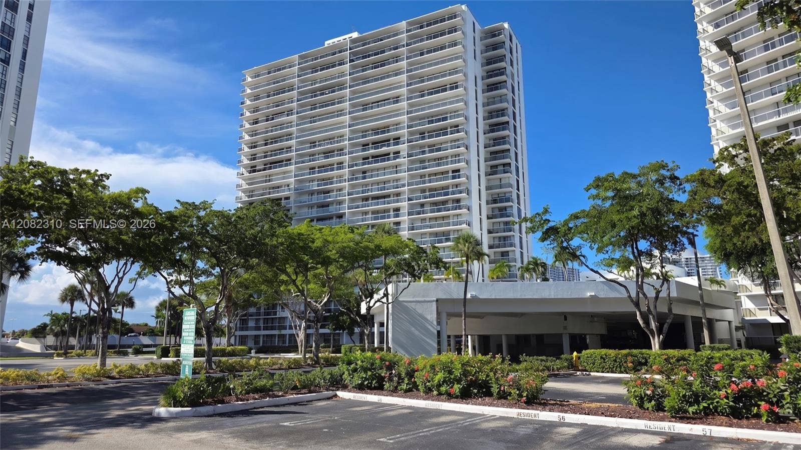 3701 N Country Club Drive, #701, Aventura, FL 33180 Photo 2