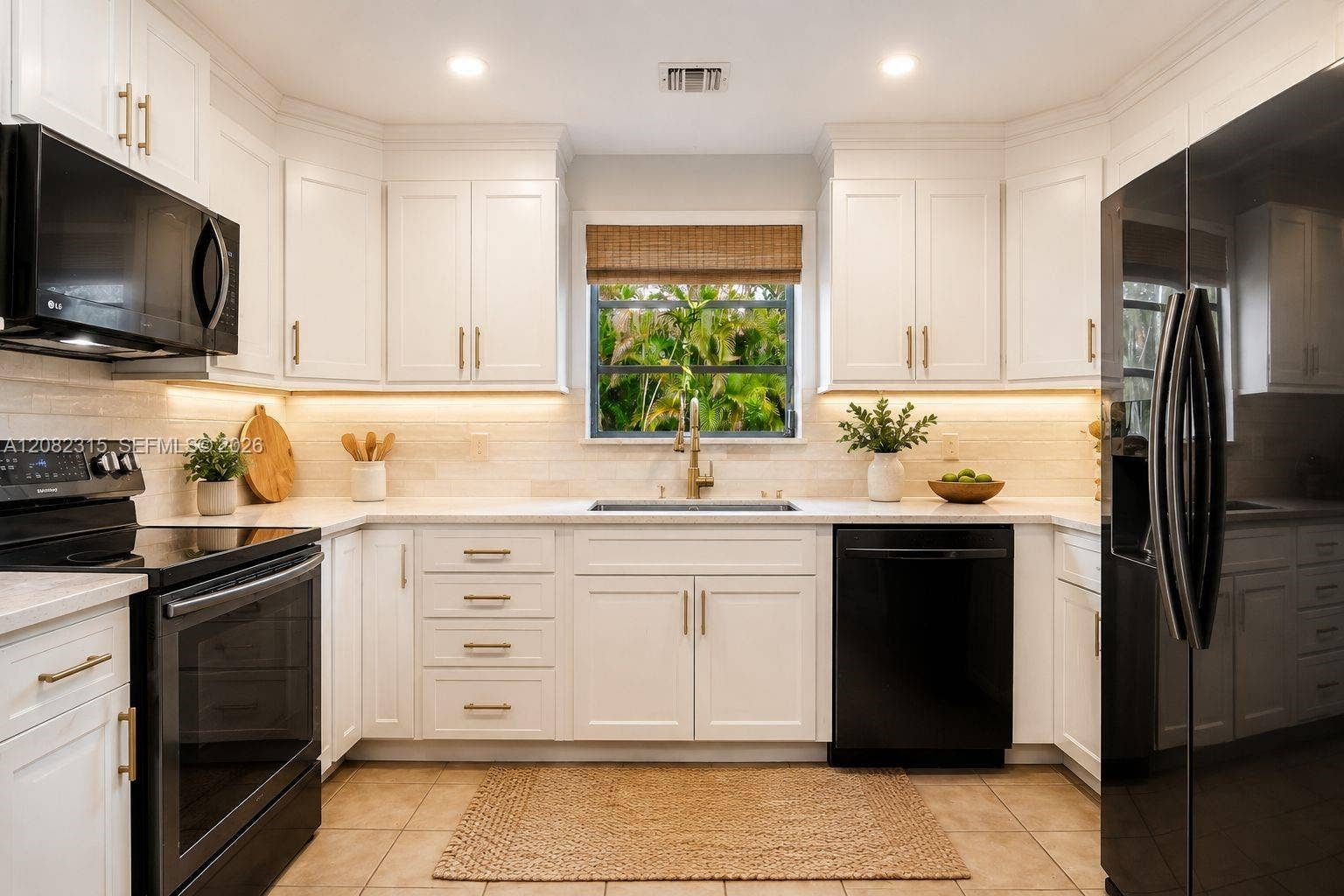 17110 SW 64th Court, Southwest Ranches, FL 33331 Virtually Staged