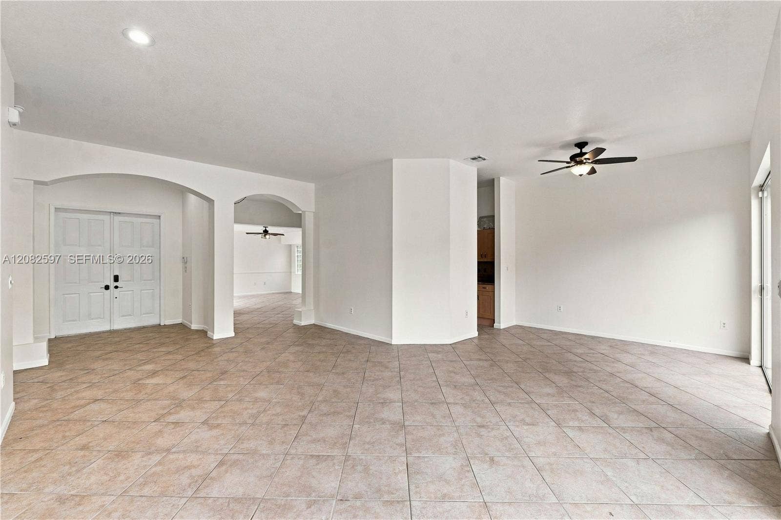Living Room/Dining Room