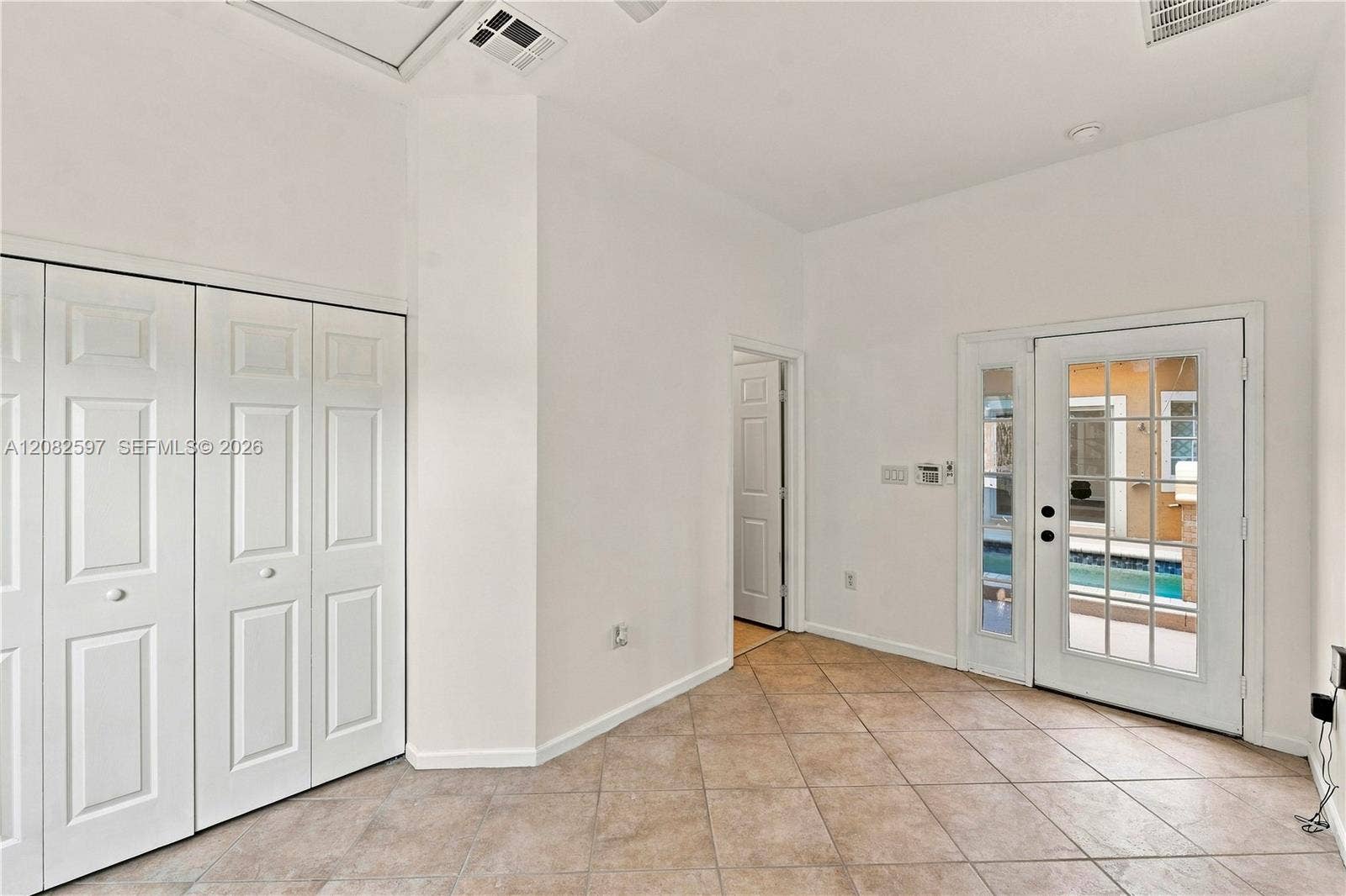 In-Law-Suite, Guest Bedroom or Office