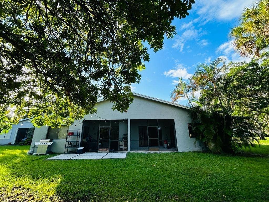 611 Racquet Club Road, #1, Weston, FL 33326 Photo 6