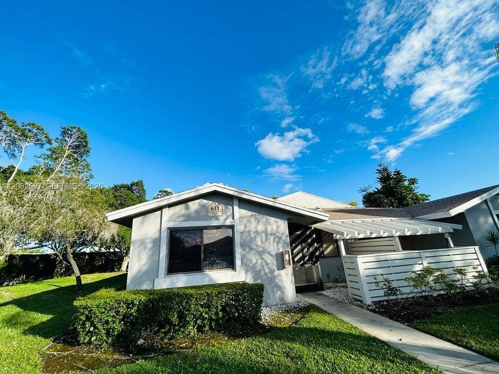611 Racquet Club Road, #1, Weston, FL 33326 Photo 1