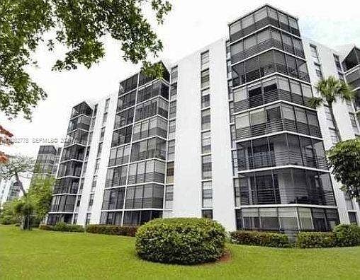 Property photo for 20500 W Country Club Drive, #711, Aventura, FL
