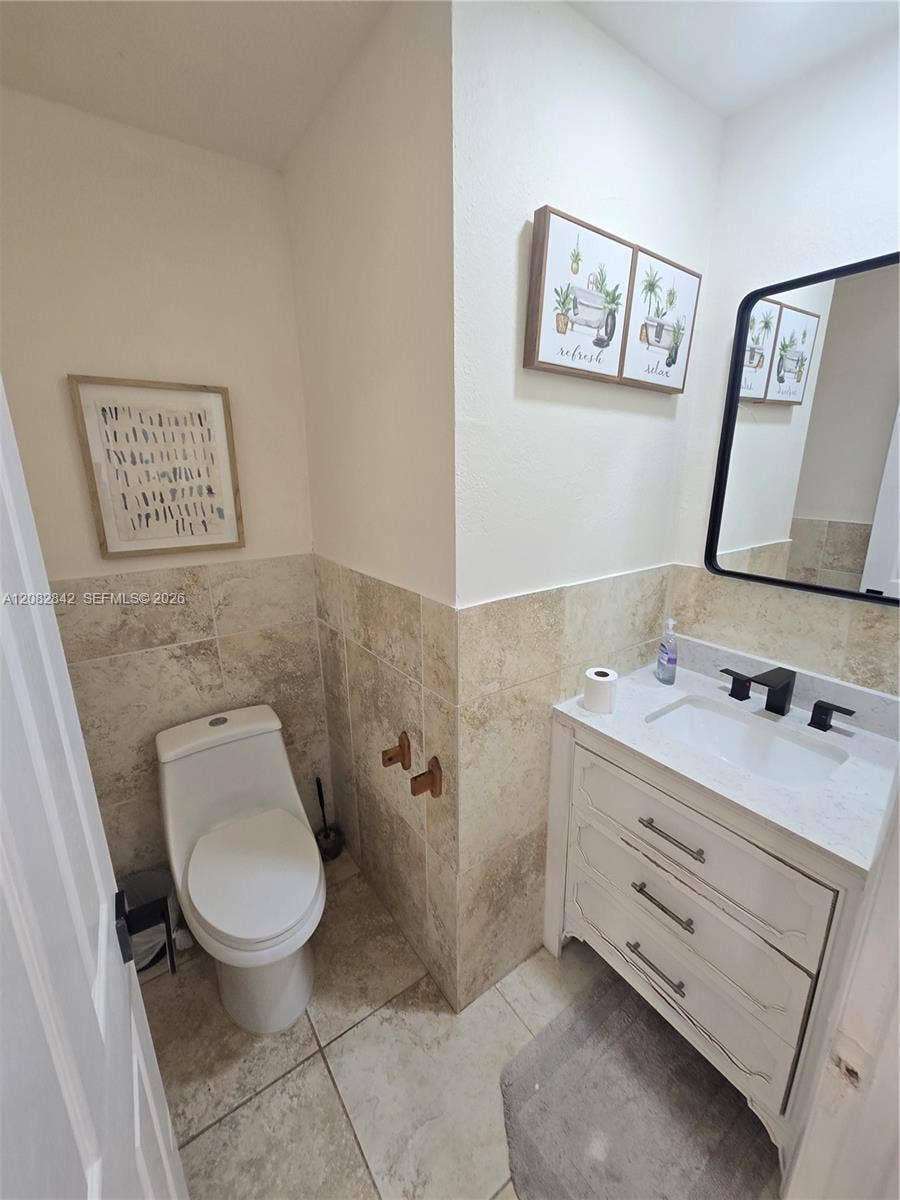 203 NE 2nd Avenue, #203, Dania, Dania Beach, FL 33004 Photo 14