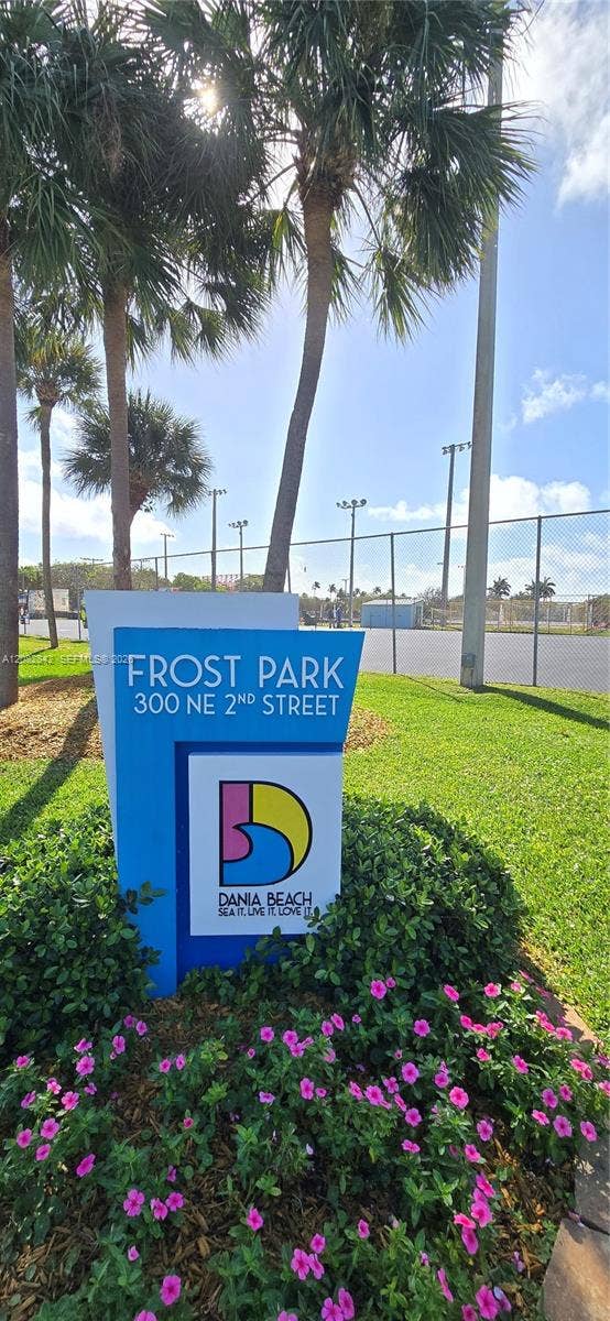 203 NE 2nd Avenue, #203, Dania, Dania Beach, FL 33004 Steps to a large public park