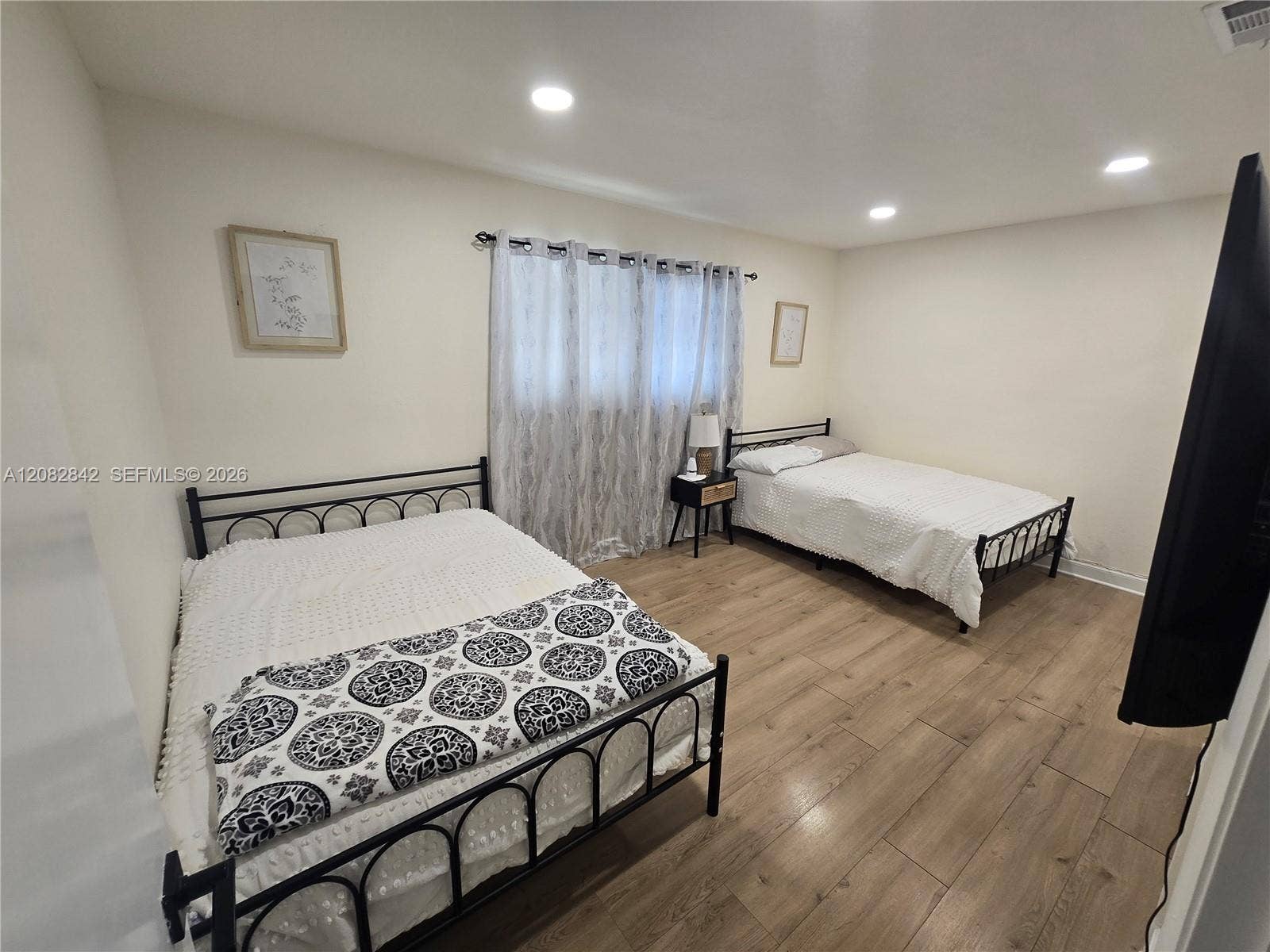 203 NE 2nd Avenue, #203, Dania, Dania Beach, FL 33004 Large bedroom