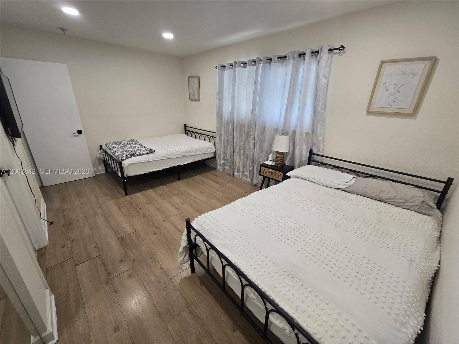 203 NE 2nd Avenue, #203, Dania, Dania Beach, FL 33004 2 beds stay