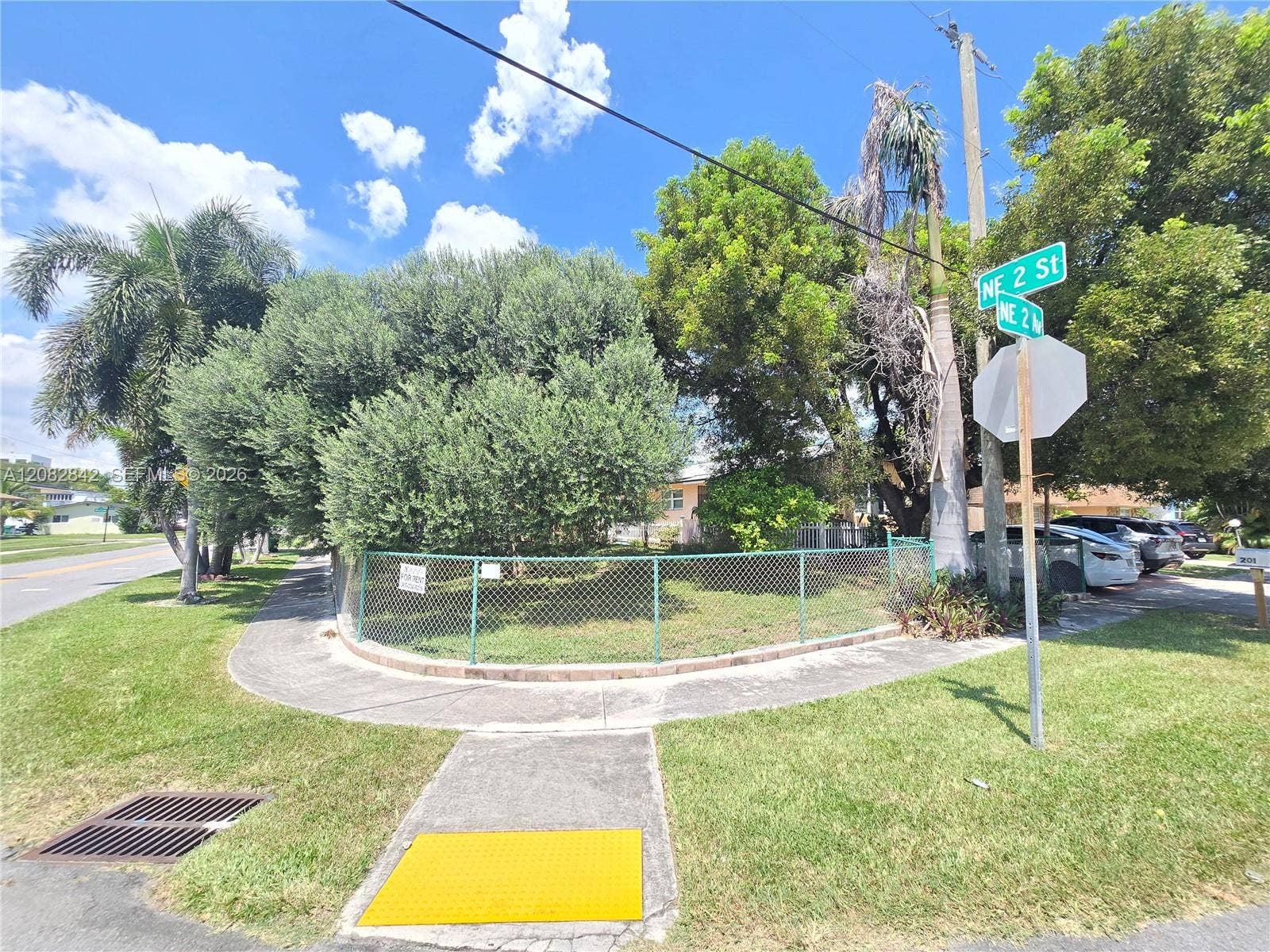 203 NE 2nd Avenue, #203, Dania, Dania Beach, FL 33004 Corner property