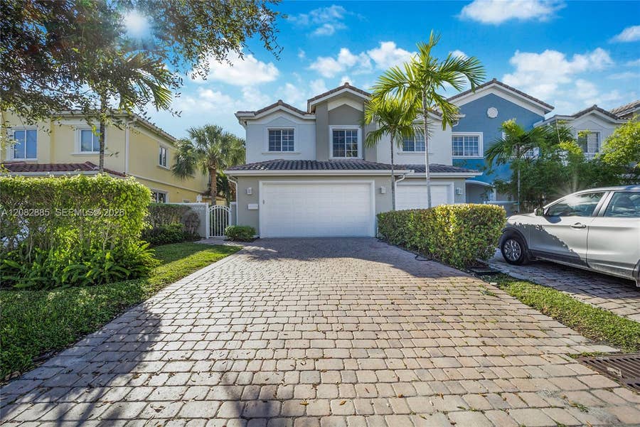 Property photo for 2656 NE 30th Place, Fort Lauderdale, FL