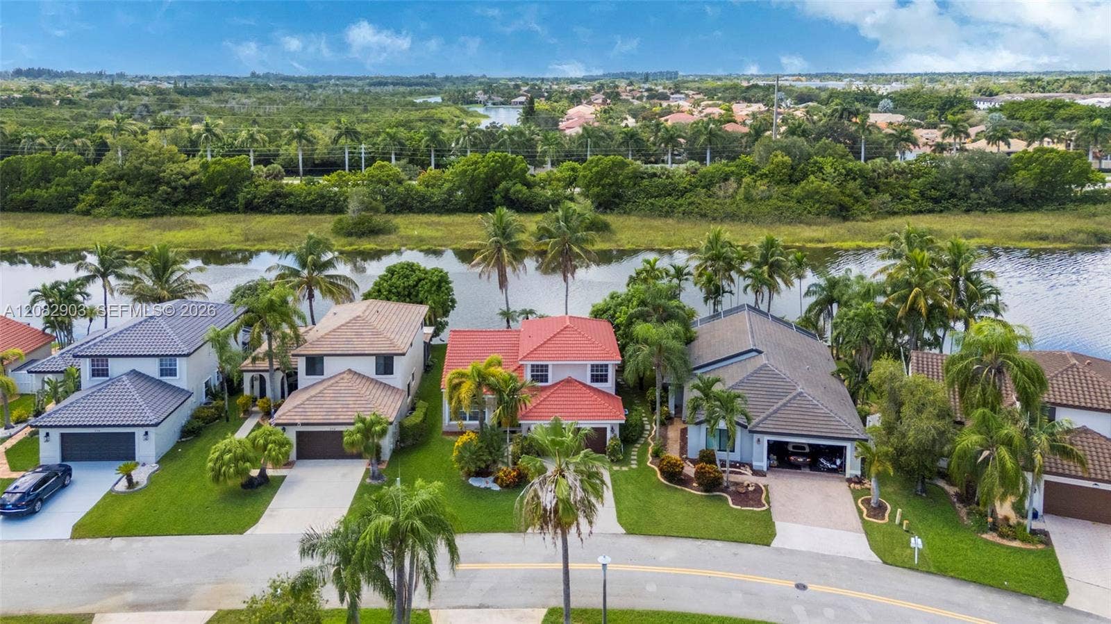 354 SW 183rd Way, Pembroke Pines, FL 33029 Photo 35