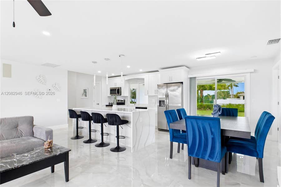 Property photo for 256 SE Santa Barbara Place, Cape Coral, FL