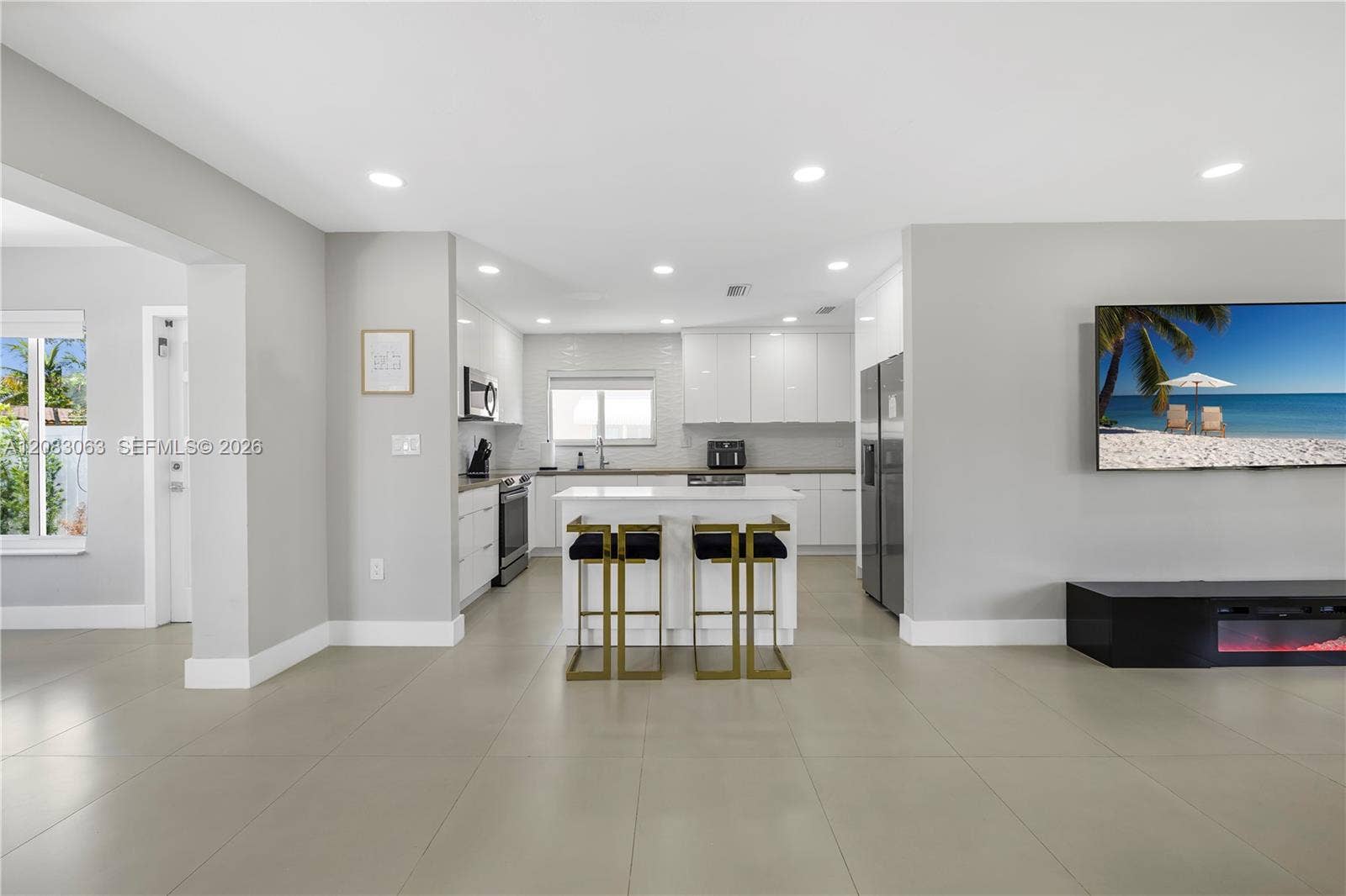 1104 N 13th Terrace, Hollywood, FL 33019 Photo 8