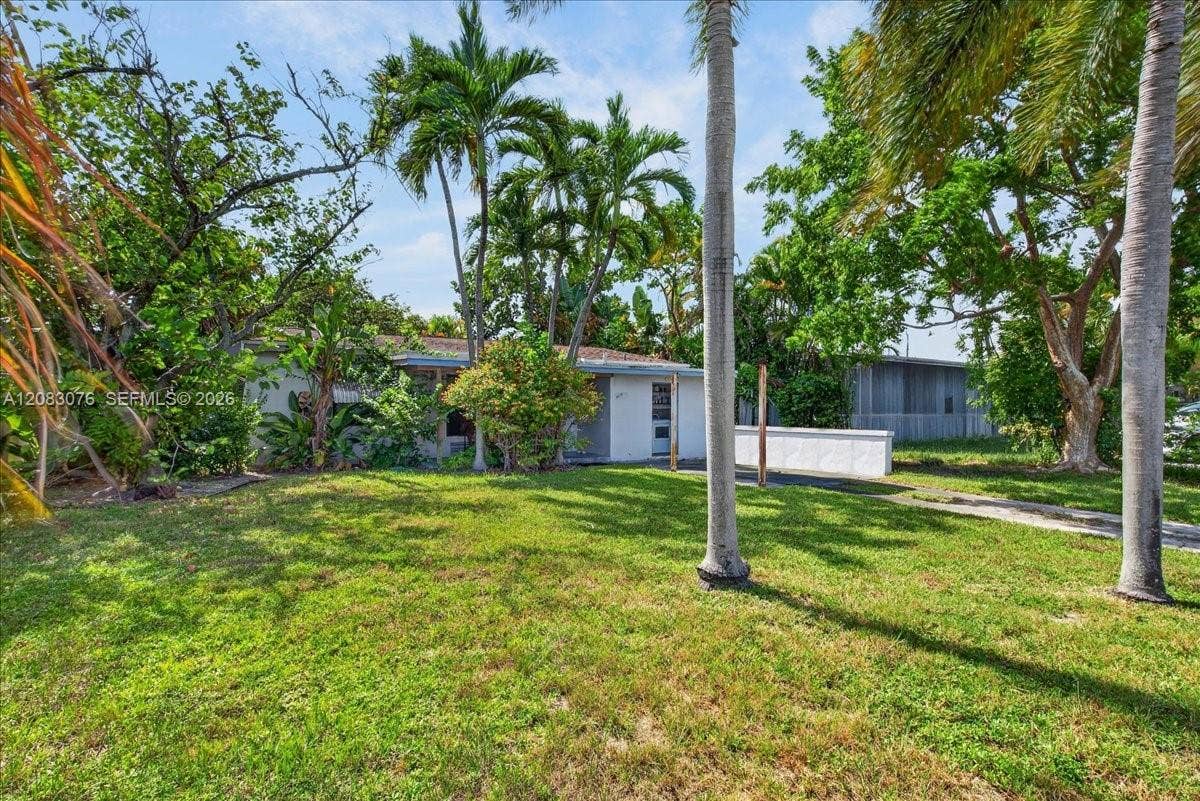 5619 NE 6th Avenue, Oakland Park, FL 33334 Photo 4