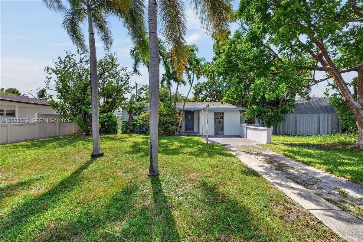 5619 NE 6th Avenue, Oakland Park, FL 33334 Photo 1